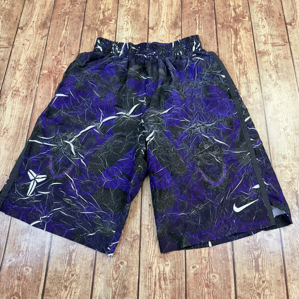 Nike Kobe Mamba Basketball Shorts Mens Small Purple Black Snakeskin Graphic